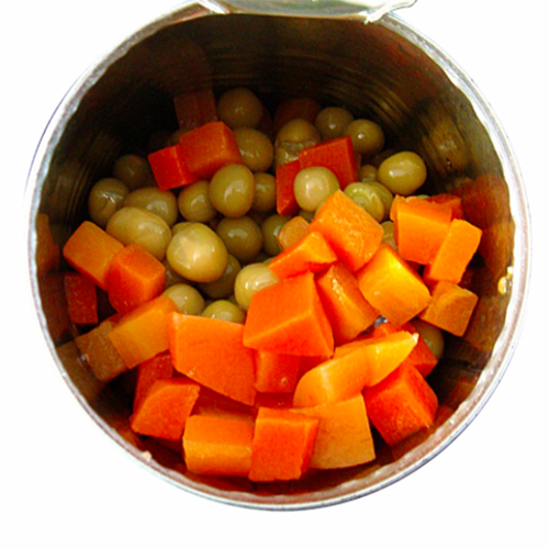 Canned green peas with carrots