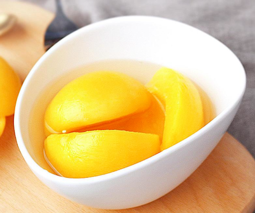 Canned Yellow Peach in Light syrup